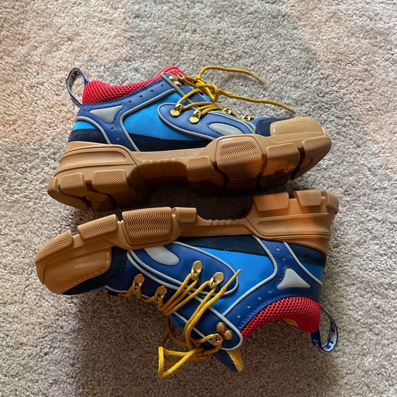 Authentic Gucci Flashtrek Shoes - Picture 4 of 12